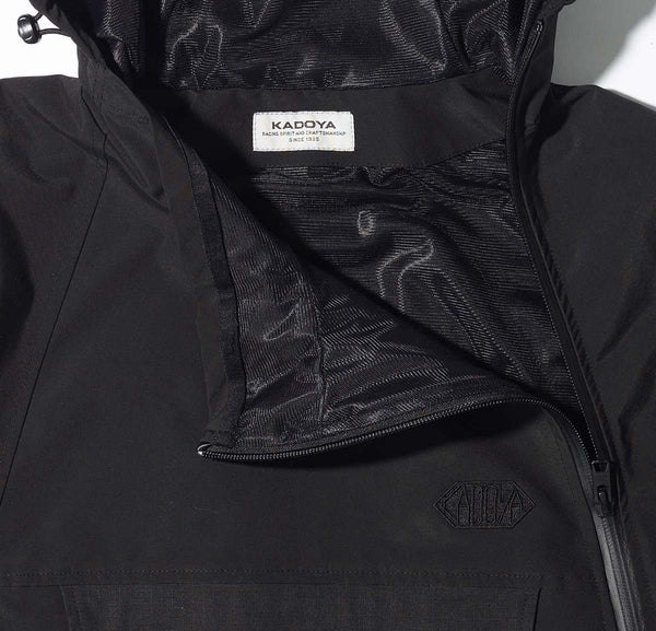 ROUND ZIP ANORAK / ブラック