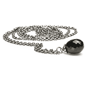 Fantasy necklace with black onyx