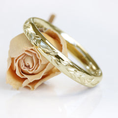 Engraved Leaves Wedding Ring