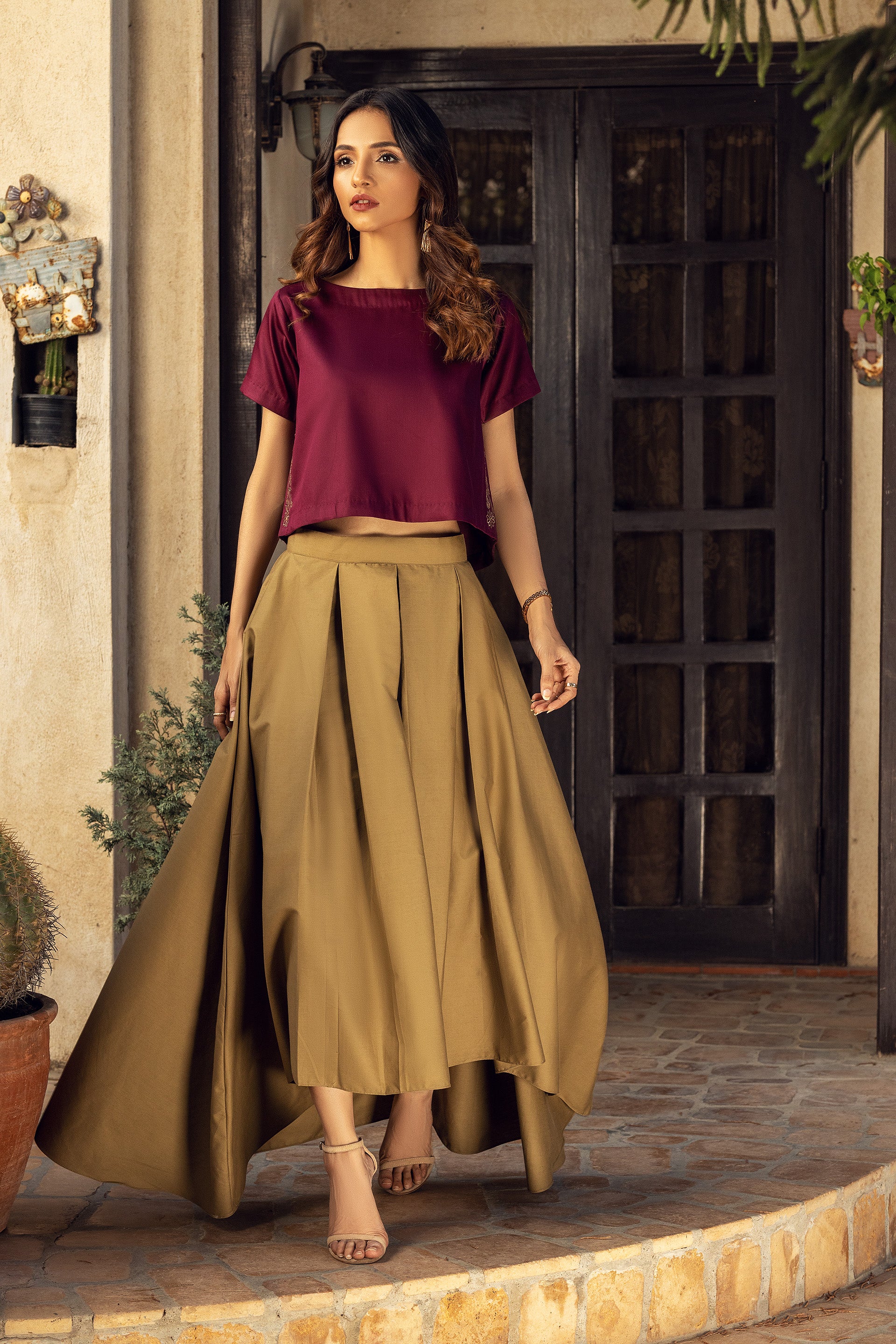 Alluring Top and Skirt Duo – VELOUR