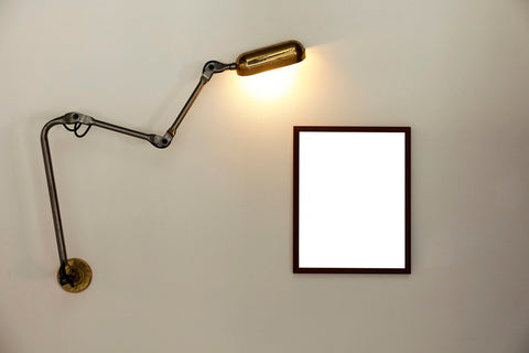 Een voorbeeld van een schilderij wandlamp