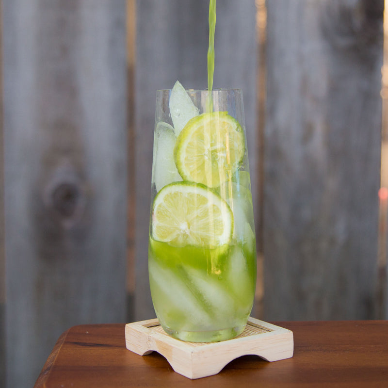 Iced matcha tea with lime and mint Encha organic matcha
