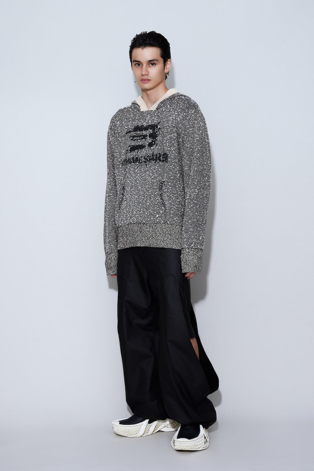 NAMESAKE / Tobi Textured Hoodie Black Oats - Road Sign