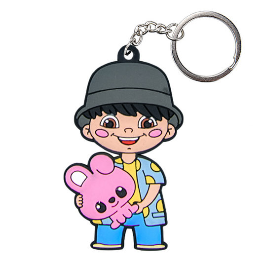 GIVEAWAY: Custom Louis Vuitton Bear 🐻 Keychain using authentic LV