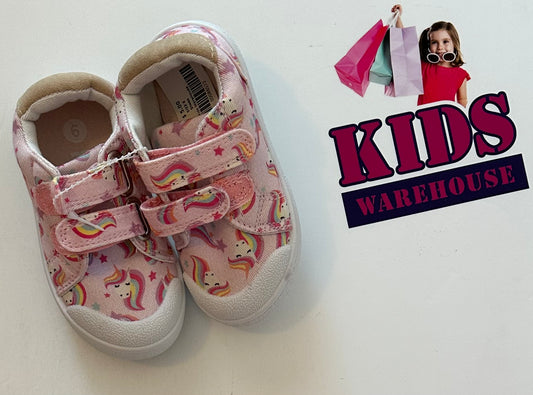 Baby girl shoes size 6 top