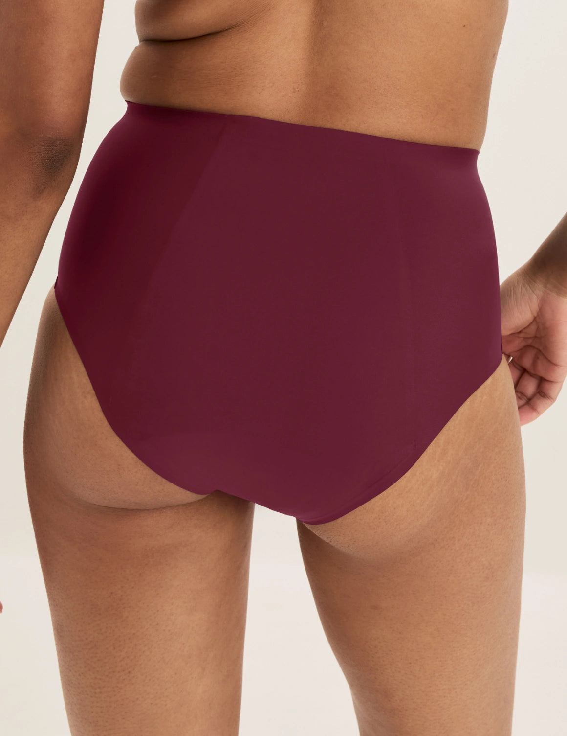 SuperPlus Leakproof® No-Show High Rise