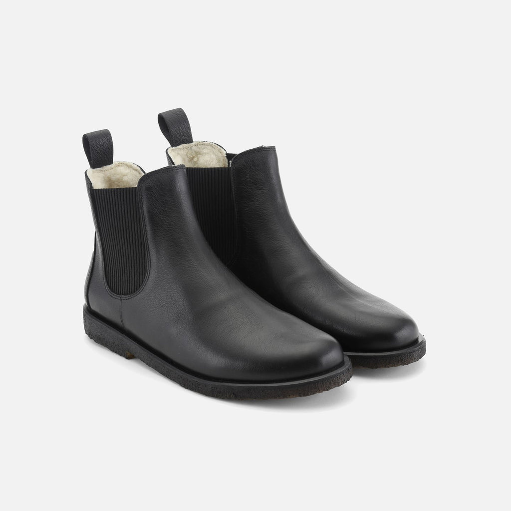 wool lined chelsea boots