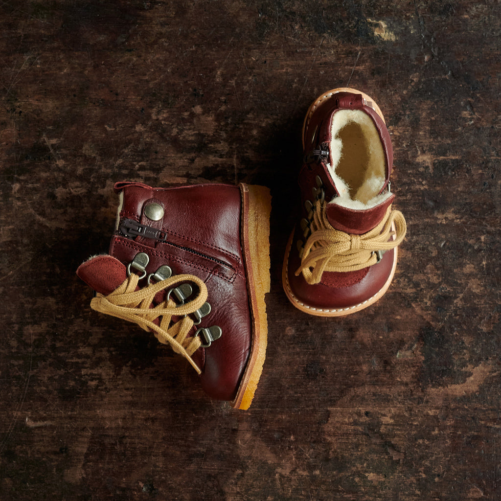 via hvordan Fodgænger Toddler Wool Lined Waterproof Lace Boots w/ Zip - Bordeaux – MamaOwl