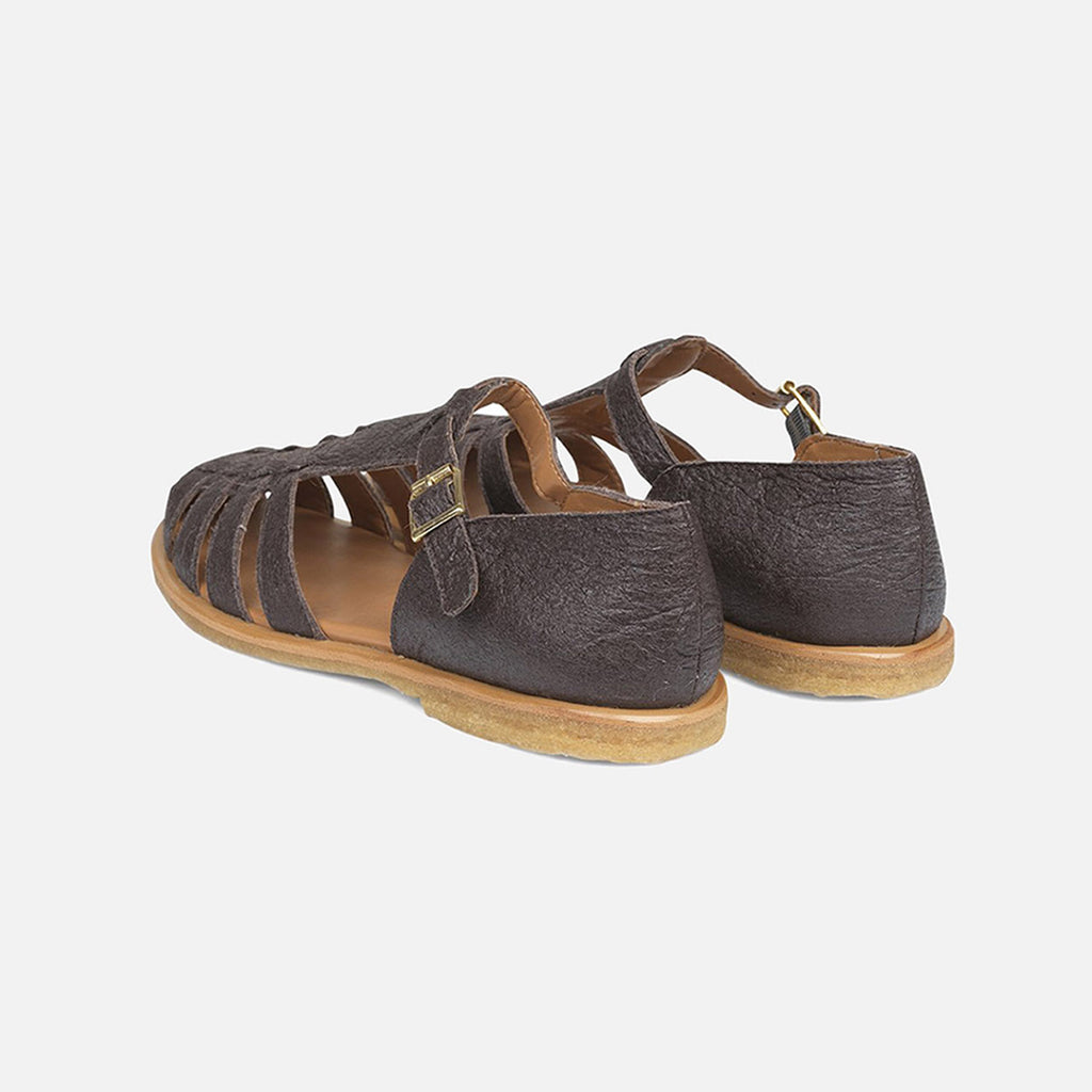 vegan fisherman sandals