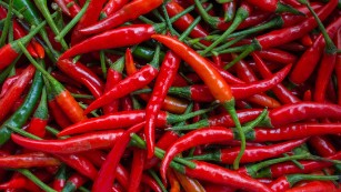 Spicy foods may help you live longer, says a new study