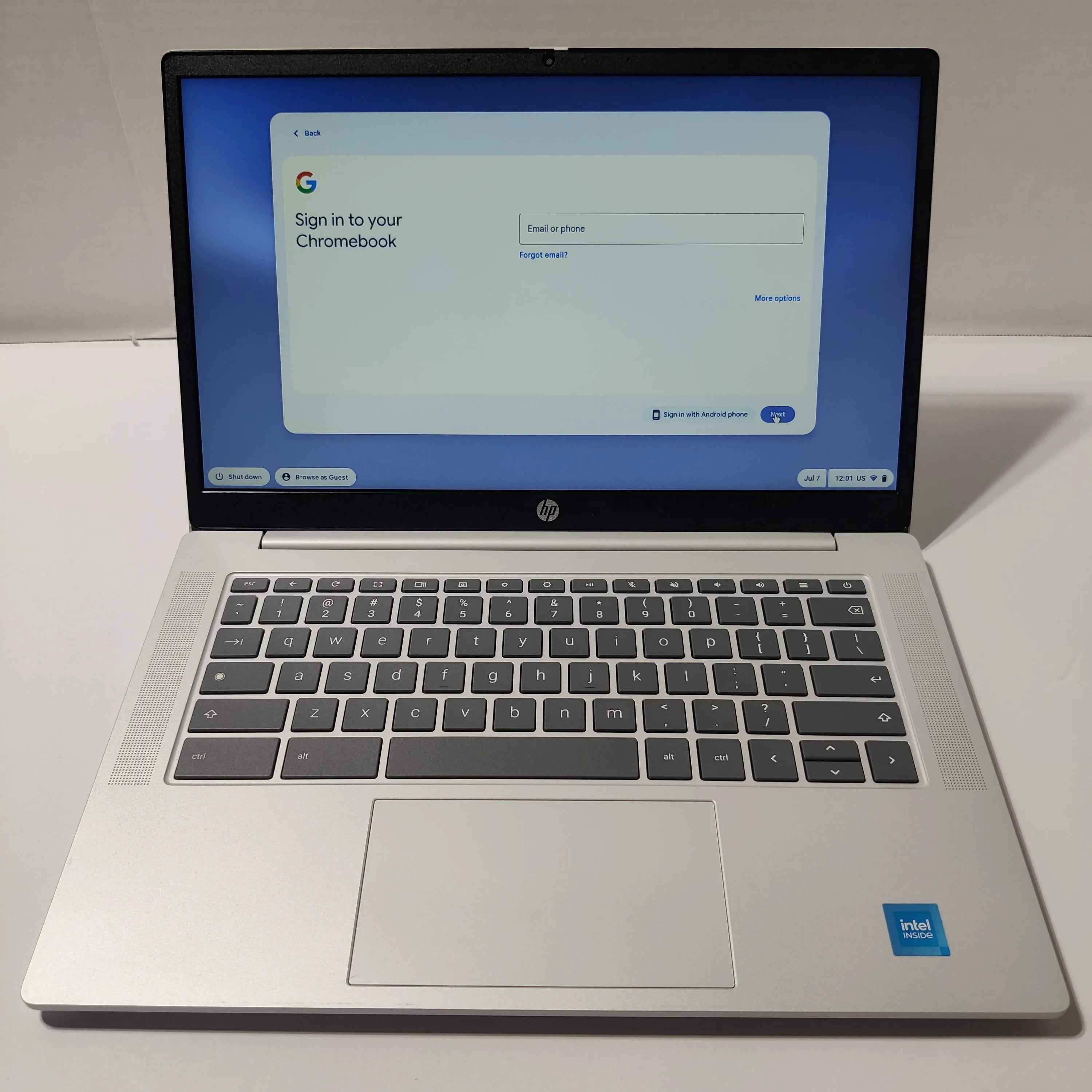 HP 14a-nf0002tg 14" Chromebook N100 4GB 64GB Glacier Silver, Used Excellent
