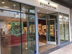 SIGNATURE（シグニチャー）専門店 入り口