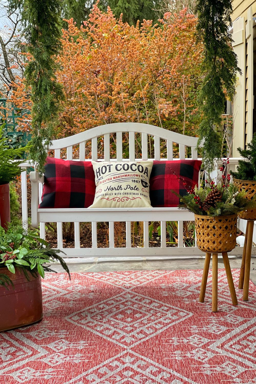Enhance Your Outdoor Space: Styling with Décor and Outdoor Rugs