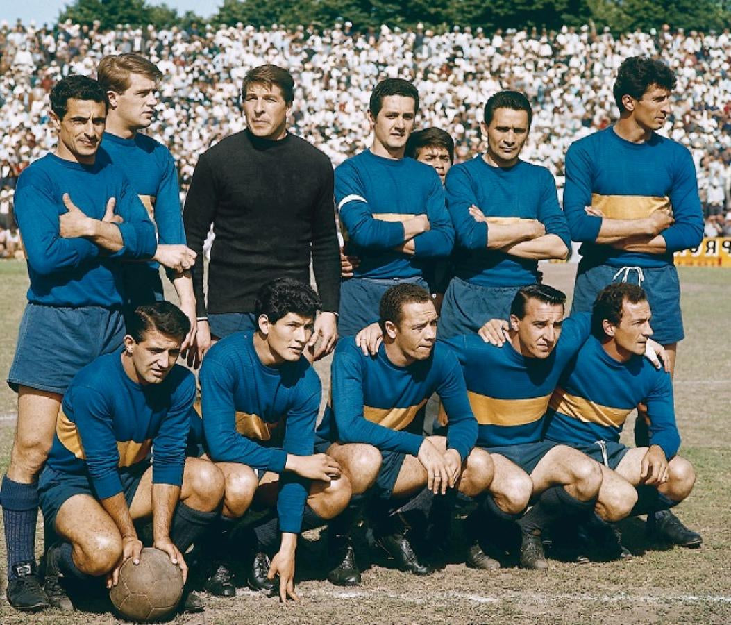 Boca Juniors Team, in the blue and yellow kit 1964