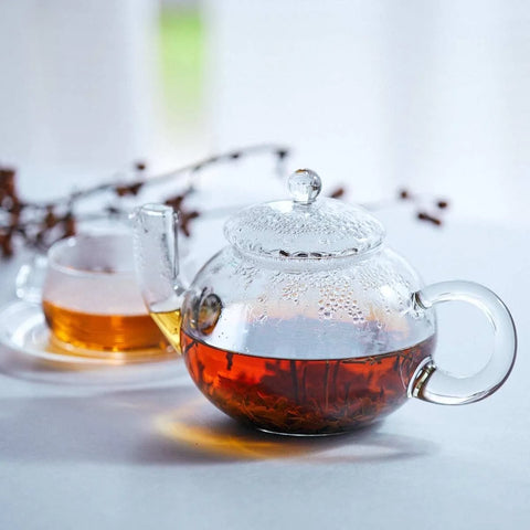 紅茶の飲み過ぎによる身体への影響は？1日に飲める量について徹底解説｜雲透〜KUMOSUKI〜
