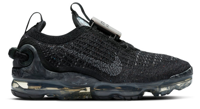 black vapormax gs