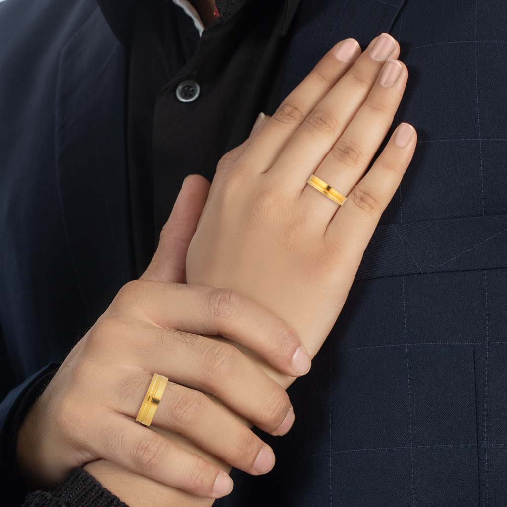 DHARMSAVI COLLECTION Golden Mens Boys Style Gold Finger Ring only Valentine  gift Smart Fashion Jewellery Traditional Collection propose Lovers Fancy  Party wear Stylish latest design model Heart king Couples Love Silver  Platinum
