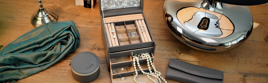 watch and jewelry boxes