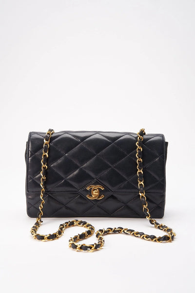 Chanel Crossbody con hardware placcato in oro 24k