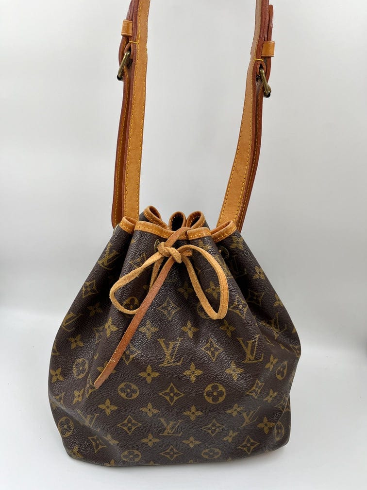 Louis Vuitton Noé Handbag 388235  Collector Square