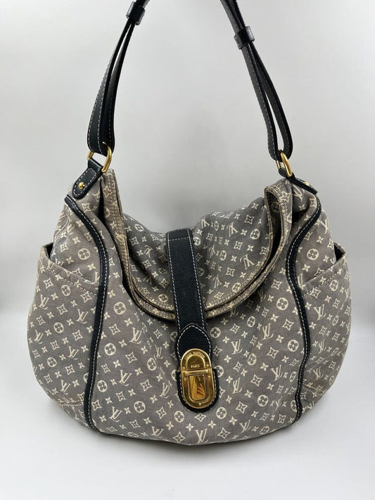 Louis Vuitton Neverfull MM in Monogram Canvas – The Hosta