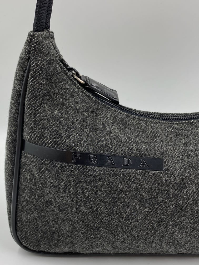 1999aw prada nylon fur shoulder bag - luknova.com