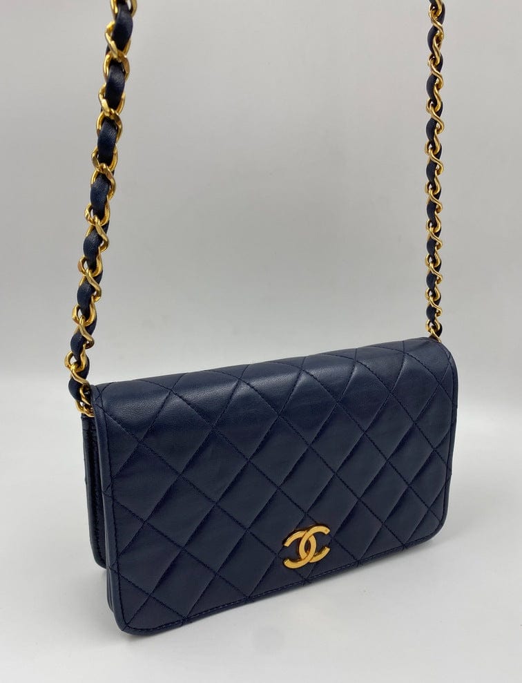 Chanel timeless white 255 double flap bag with gold hardware vintage   Unique Designer Pieces