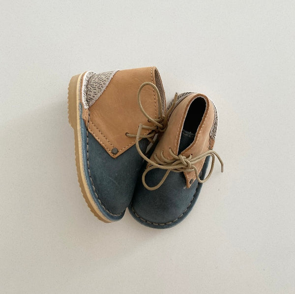 Two-Tone Navy/Brown Vellies