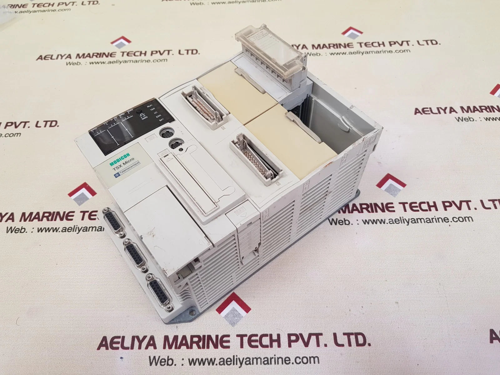Schneider TSX3722101 Modicon TSX Micro Modular Base Controller
