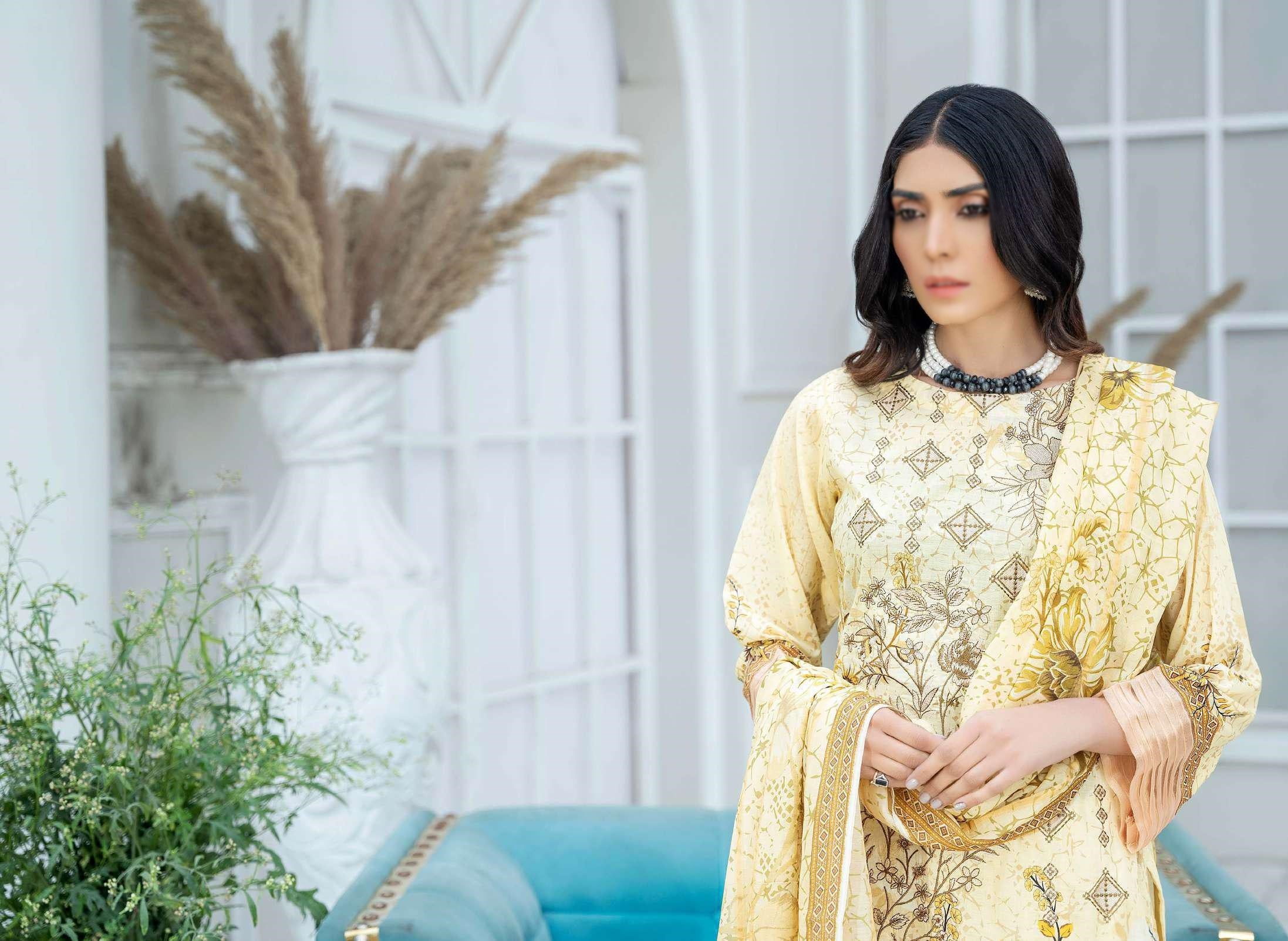 Jaan E Tamanna Digital Print & Embroidered Lawn Collection'23 D-02