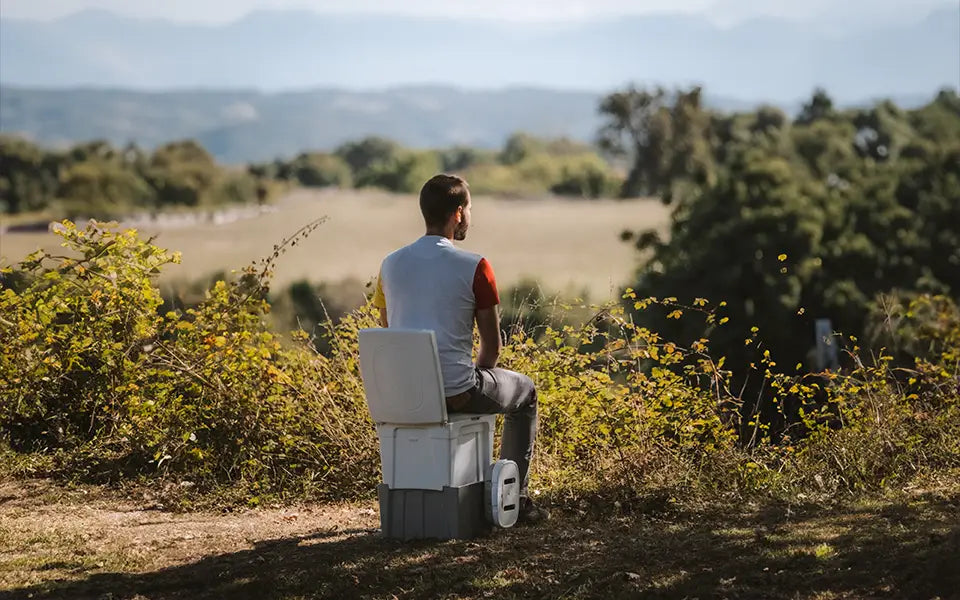 TROBOLO WandaGO urine diverting dry toilet in the wilds