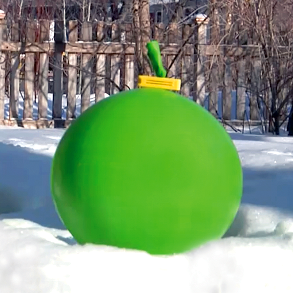 https://cdn.shopify.com/s/files/1/0669/9969/products/balloon-wintercraft-seconds_1600x.png?v=1539022587