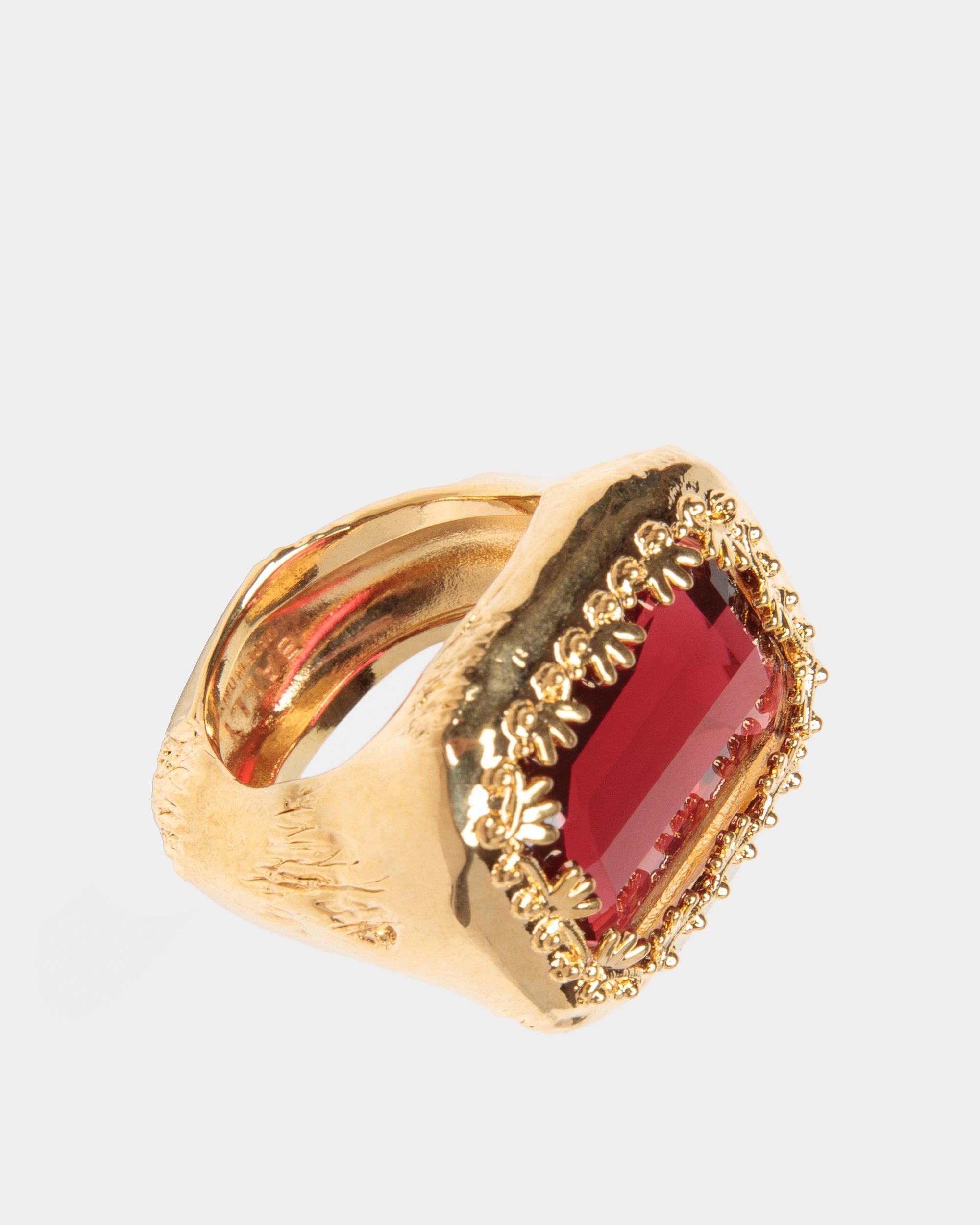 Baroque Ring | Women's Ring | Hammered Gold | Bally | Still Life Front