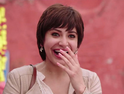 anushka sharma short hair