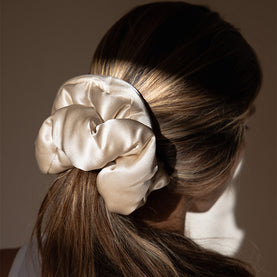 Drowsy-Dusty-Gold-Pillow-Scrunchie.jpg__PID:7433fc9c-4f1c-4562-992b-98c6bde7c1d1