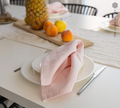 Introducing our quartz rose linen napkins set, designed to elevate your dining experience with a touch of warmth and charm.