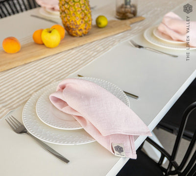 Introducing our quartz rose linen napkins set, designed to elevate your dining experience with a touch of warmth and charm.