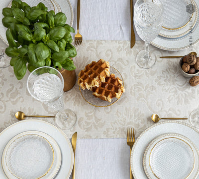 Give your table a touch of distinction and decoration with our royal floral pattern linen table runner. Use the table runner on its own or combine it with a linen tablecloth, placemats or napkins.