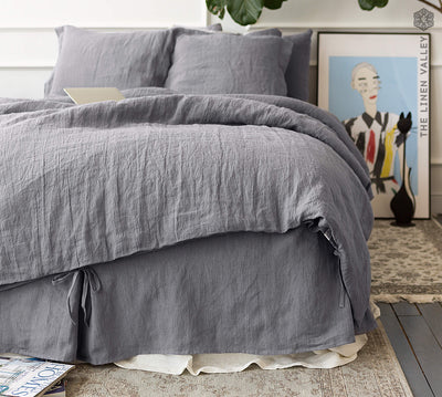 Our charcoal grey linen duvet cover set - a simple and perfect way to update your bedroom with a touch of classic luxury.