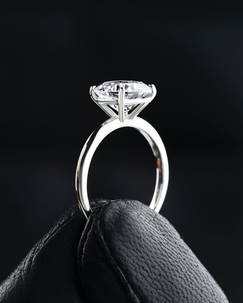 Lab-grown diamonds offer an ethically-sourced alternative to natural diamonds, produced with 100% renewable energy sources in a high-tech manufacturing facility. They are identical to mined diamonds in physical properties, color, clarity, cut, and durability. Shop confidently knowing that your diamond is ethical and conflict-free.