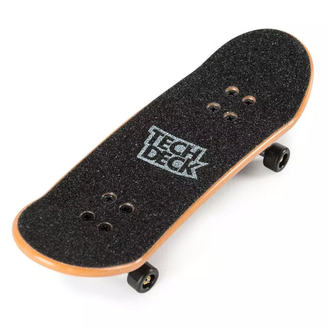 Finger skate tech deck