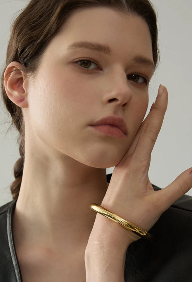 bracelet-jonc-torsion-minimaliste-acier-femme