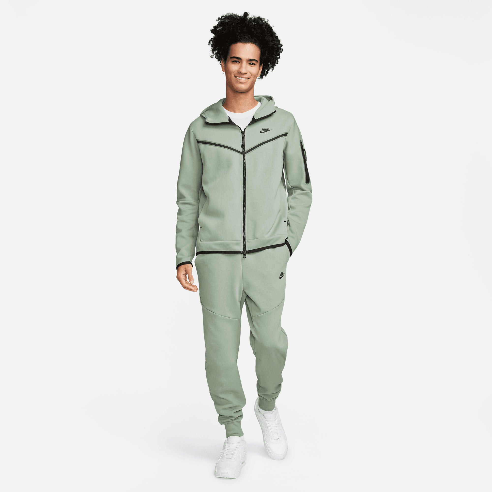 nike tech fleece pants 2019