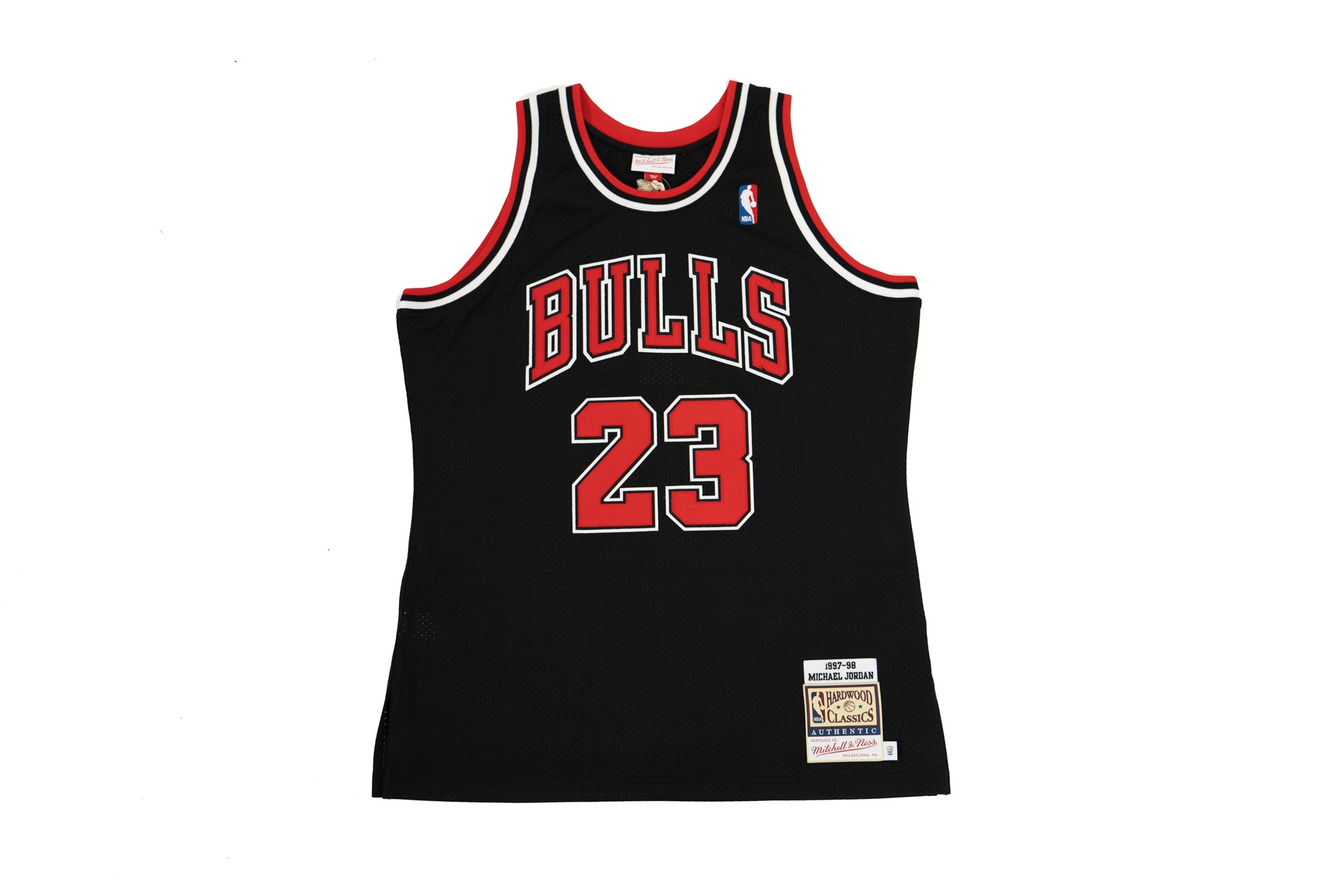 Shop Mitchell & Ness Chicago Bulls Michael Jordan 1995-1996 Premium Gold  Jersey NNBJMM18773-CBUGOLD95MJO gold