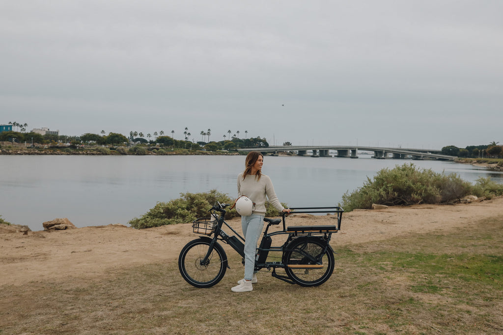 woman with packa bike