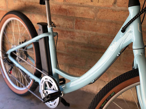 Blix Sol ecruiser bike in Sky Blue