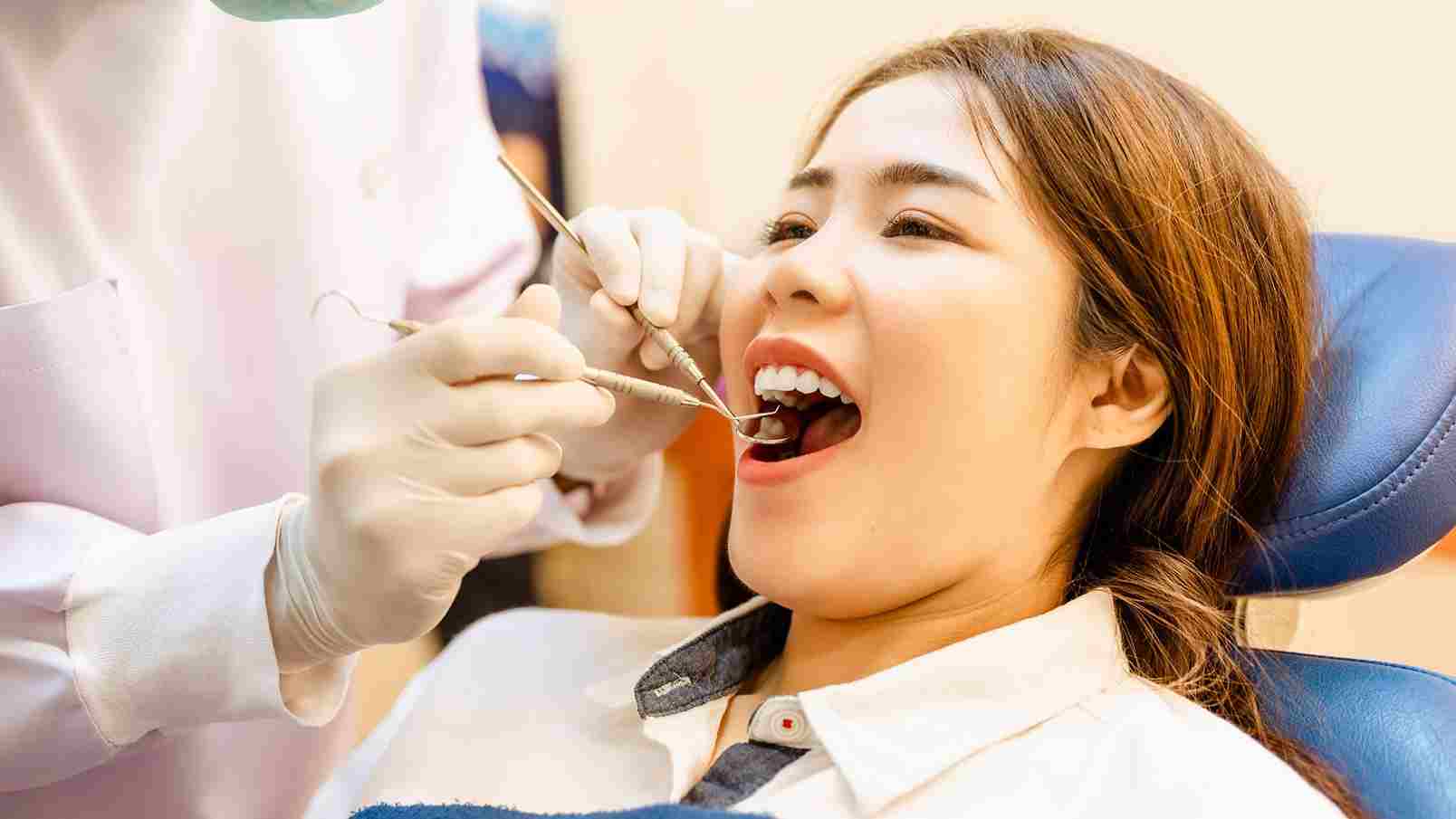 A woman at the dental clinic