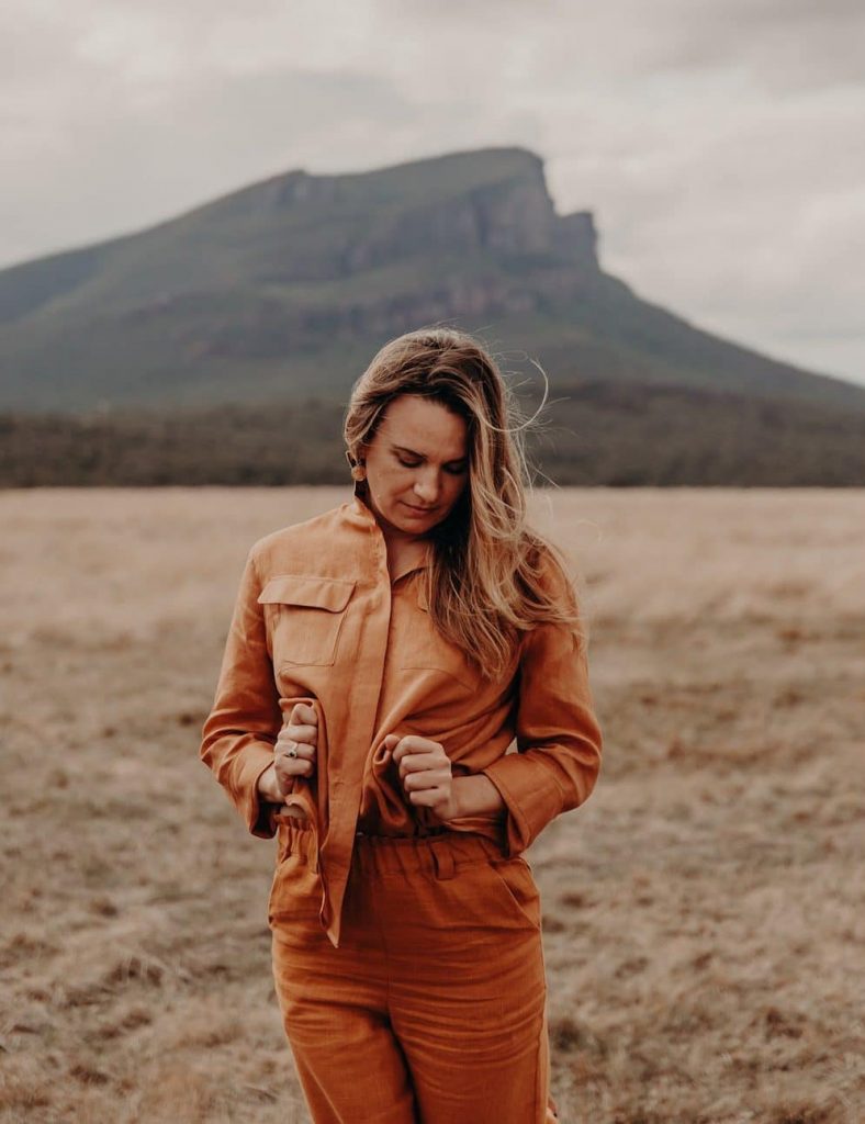 Spinifex shoot Amanda rust set