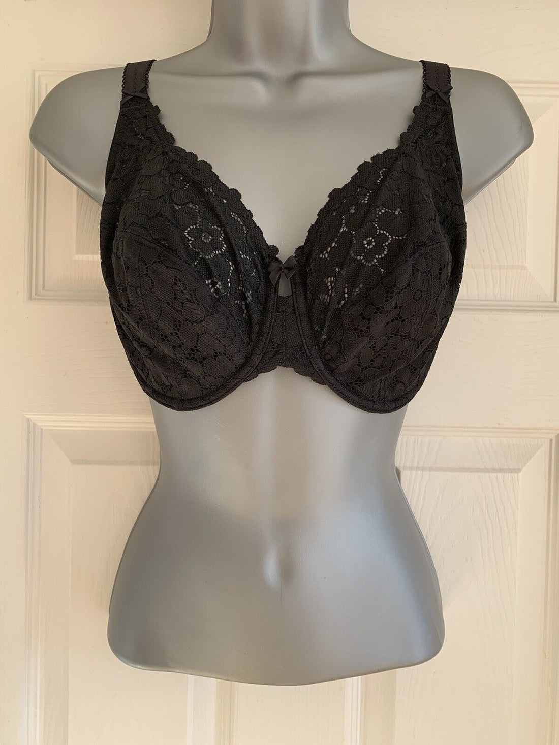 EX M*S Black Total Support Wild Blooms Non-Wired Bra in Size 34DD –  Louise's Closet