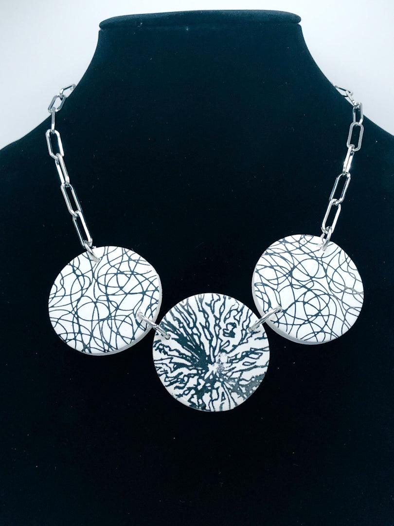 Black & White circles with wavy lines - On Sale